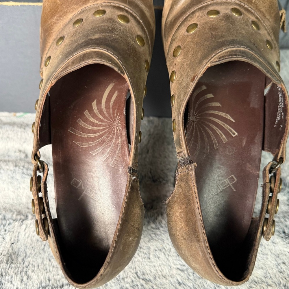 Dansko Clog Womens 38 Brown Distressed Leather Studded Cutout Block Heel - Picture 6 of 10